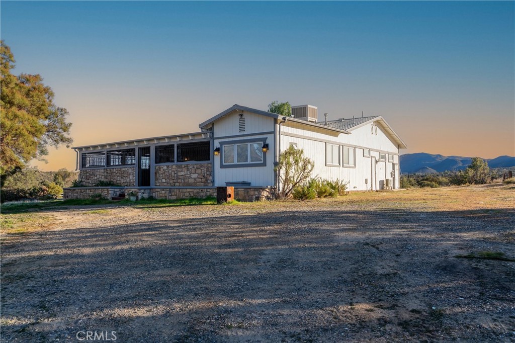 44270 Arya Court