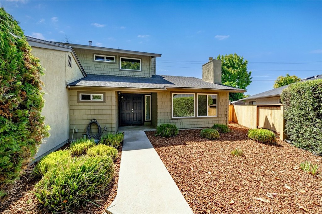 79 Chuparrosa Drive