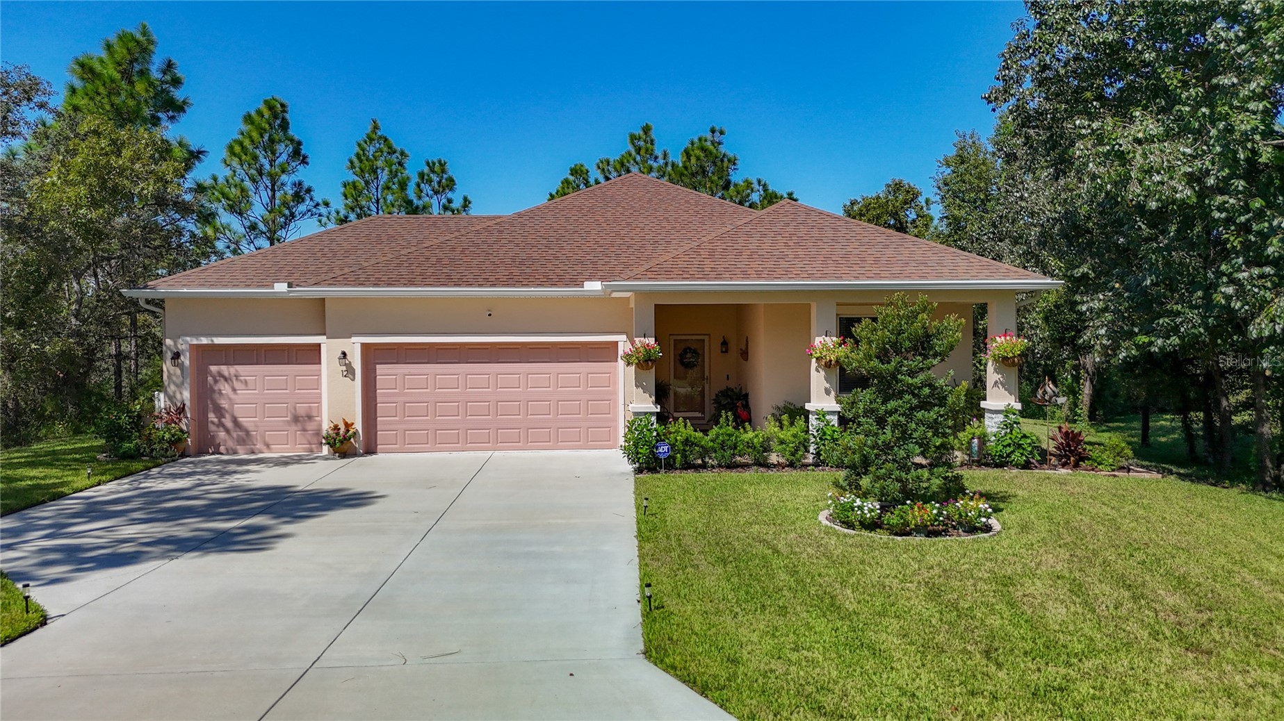 12 DAHLIA Court, Homosassa, FL, 34446 — assumable VA mortgage at 5.25%
