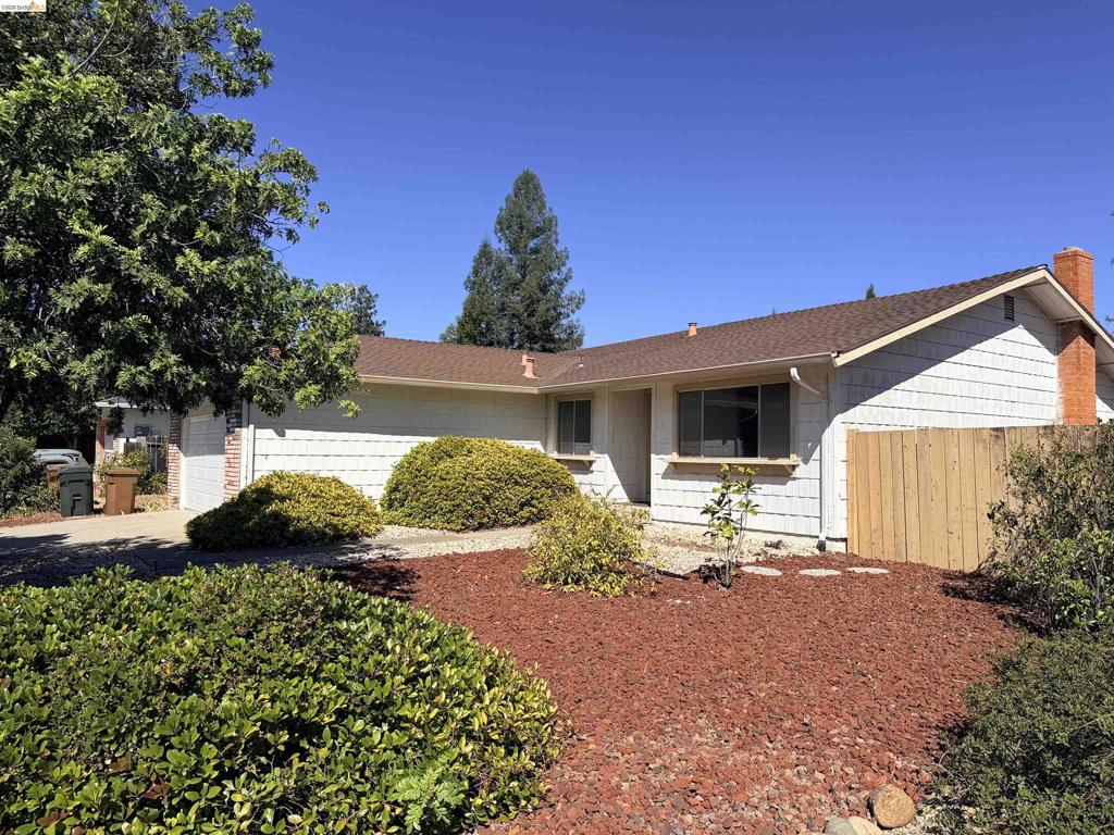 119 Clear Creek Ct