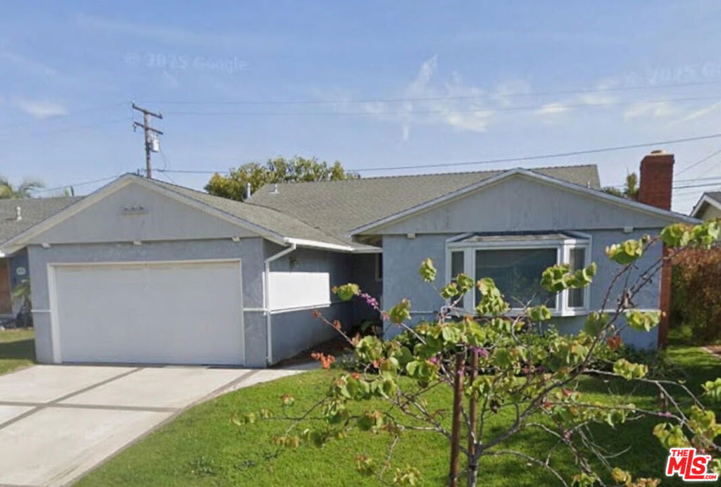 5215 Lillian Street