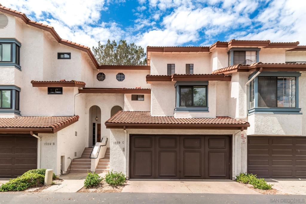 1559 Apache Dr C
