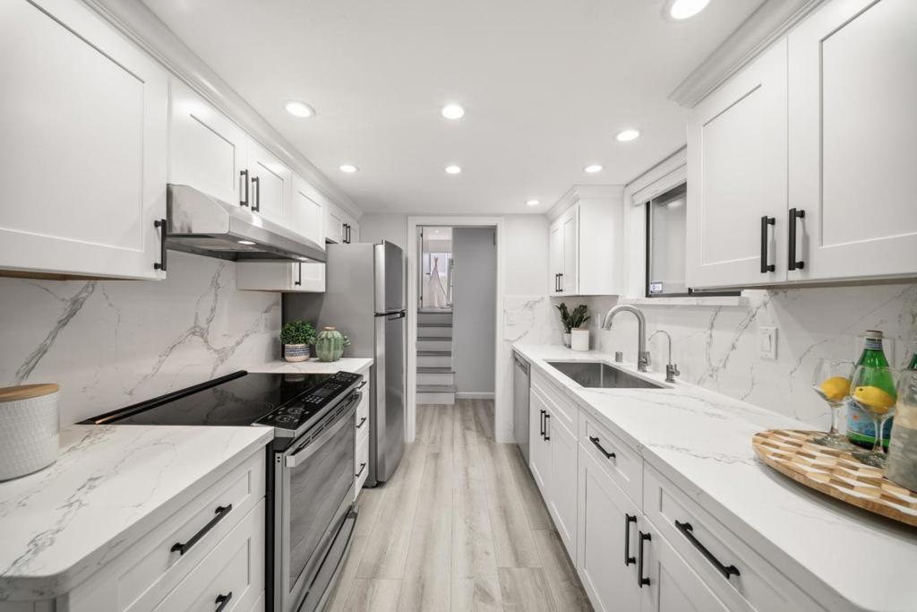 861 Cherry Creek Circle