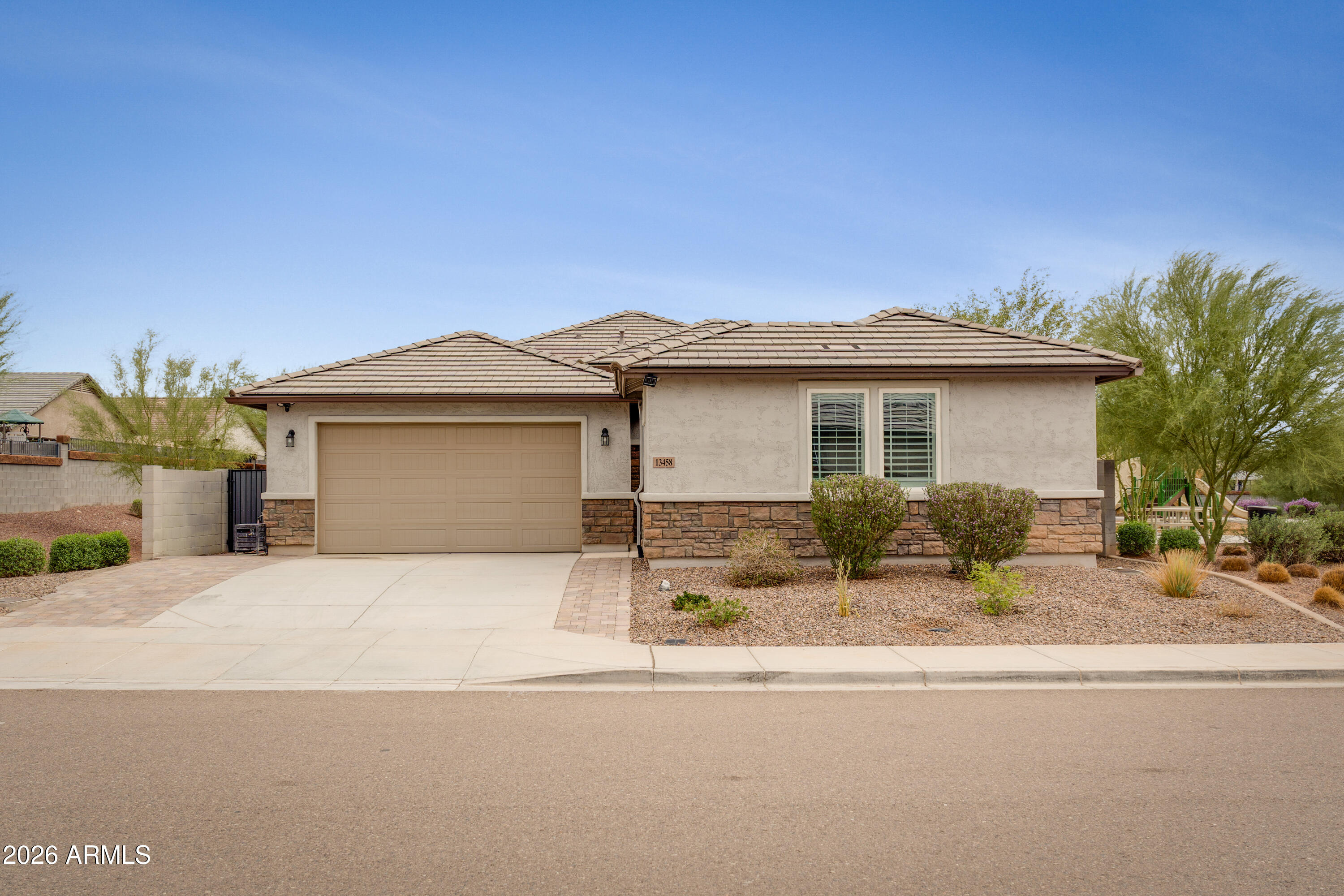13458 W HACKAMORE Drive, Peoria, AZ 85383