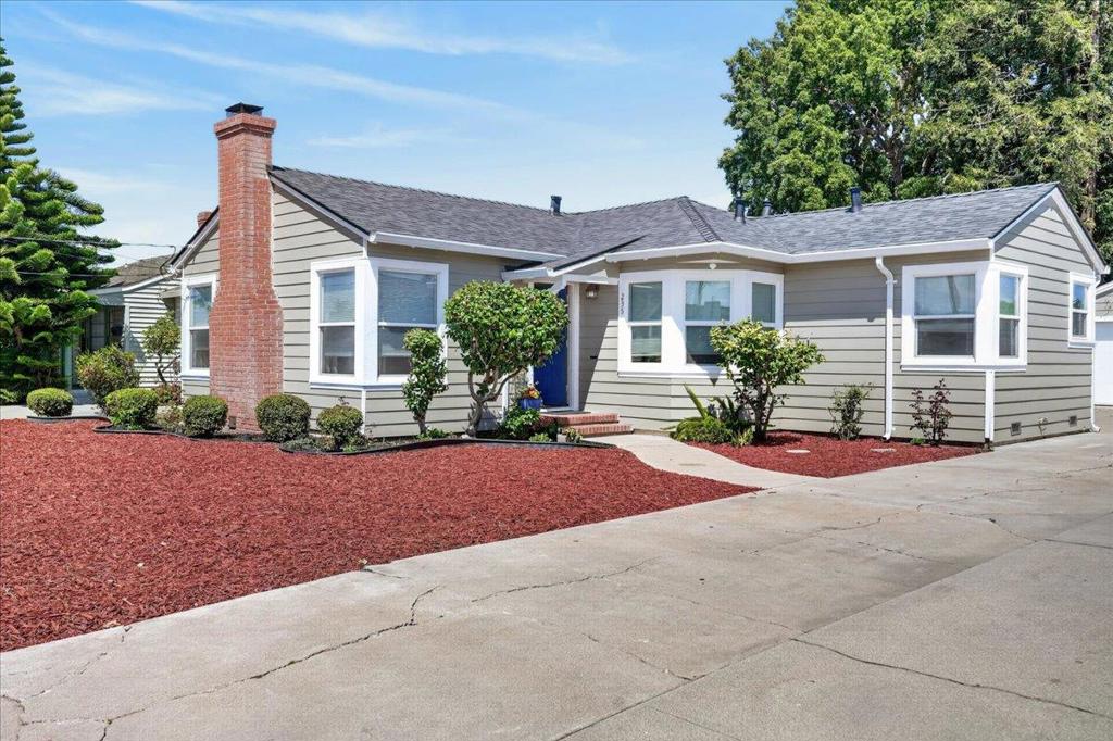 235 E Romie Lane