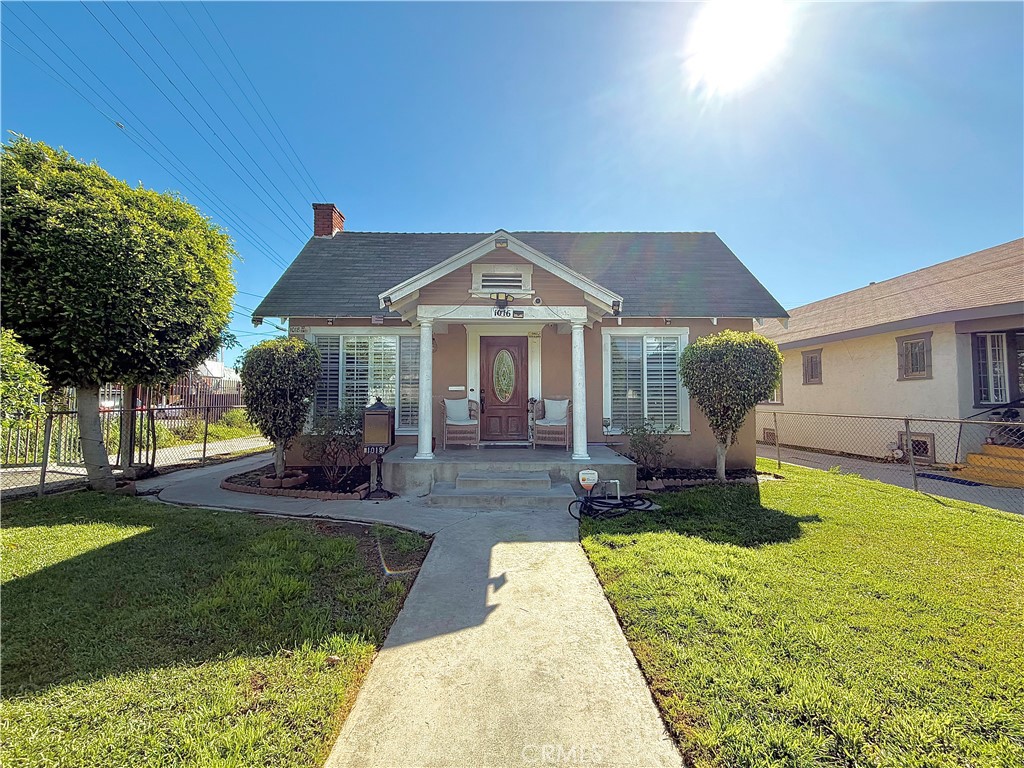 1016 W 51st Place