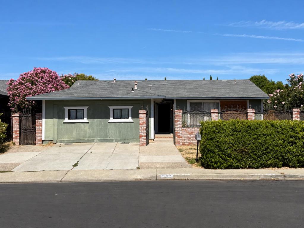 4362 Houndsbrook Way
