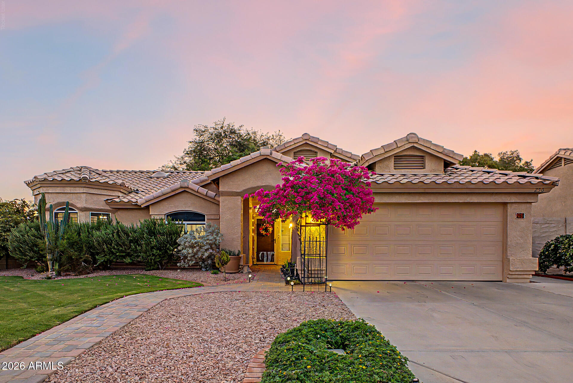 250 S ASH Drive, Chandler, AZ 85224