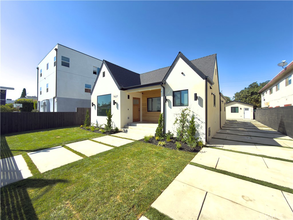 1629 W 80th St