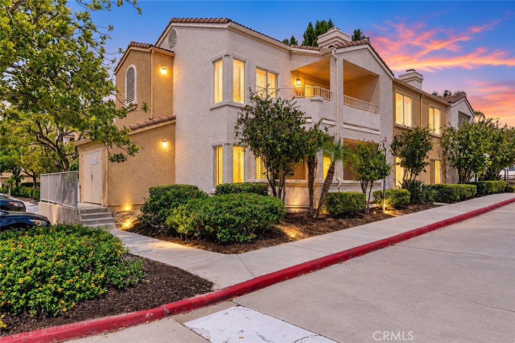 2325 Del Mar Way 108