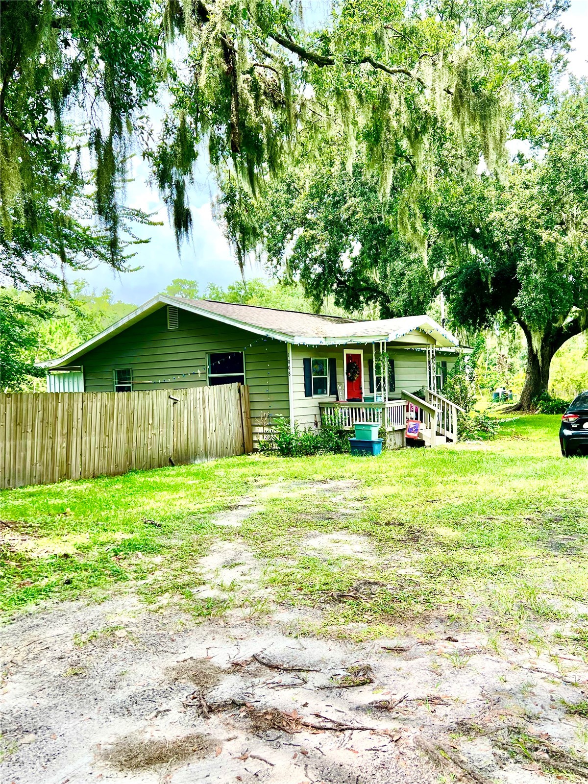 1008 GRAY Street, Plant City, FL, 33563 — assumable FHA mortgage at 4.00%