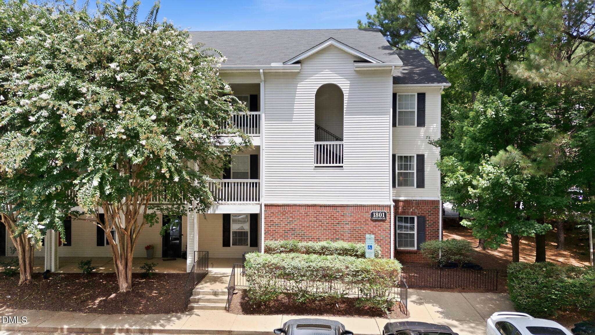 1801 Trailwood Heights Lane 104, Raleigh, NC 27603