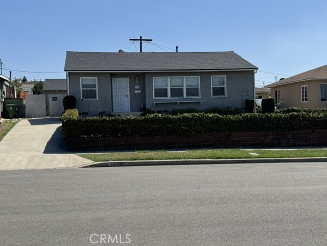 13708 S Menlo