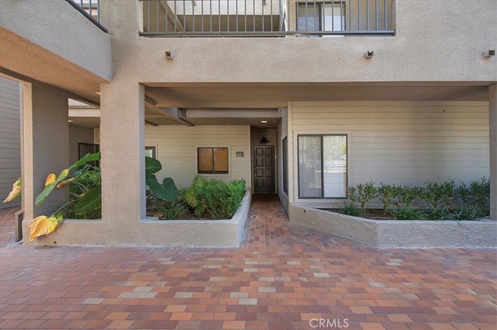 1310 E Orange Grove 102
