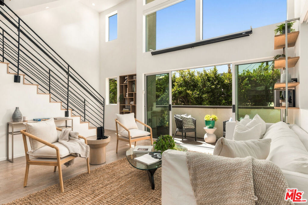 5411 W Wilshire Vista Lane
