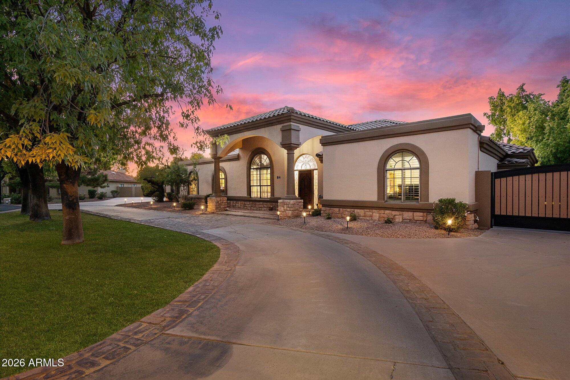 84 E BUENA VISTA Drive, Tempe, AZ 85284