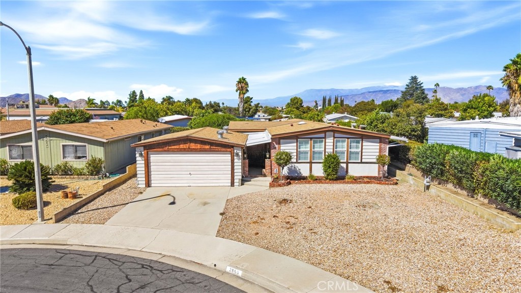 2860 Basswood Court