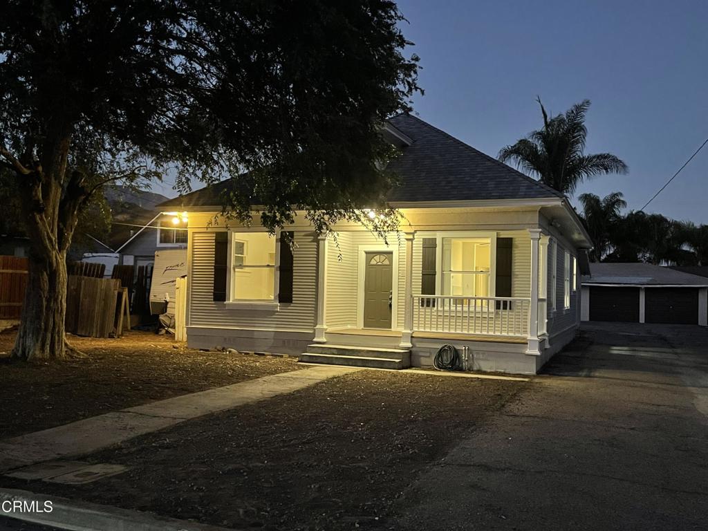 715 Encino Place