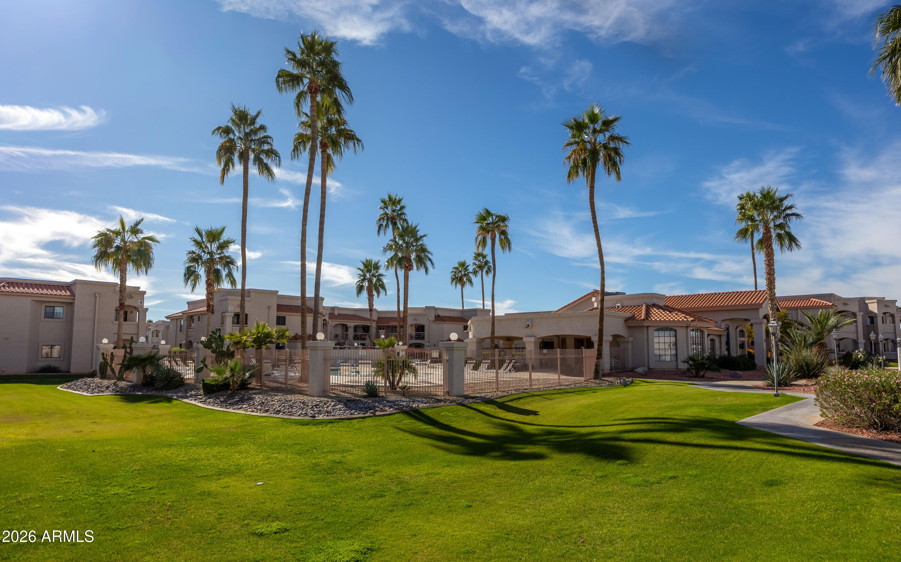 9151 W GREENWAY Road 273, Peoria, AZ 85381