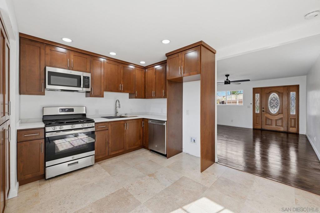 2473 Highland Ave.
