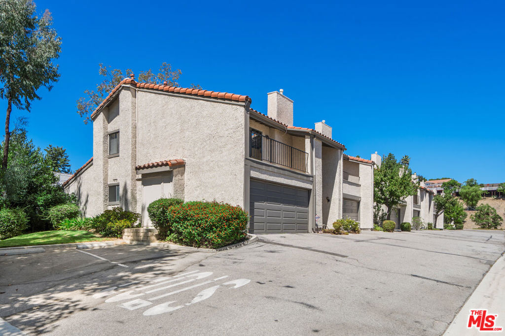 19547 Rinaldi Street 30