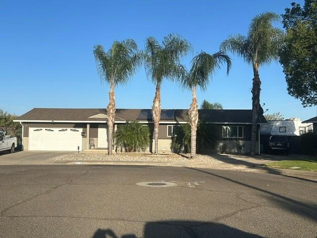 916 Sylvia Street