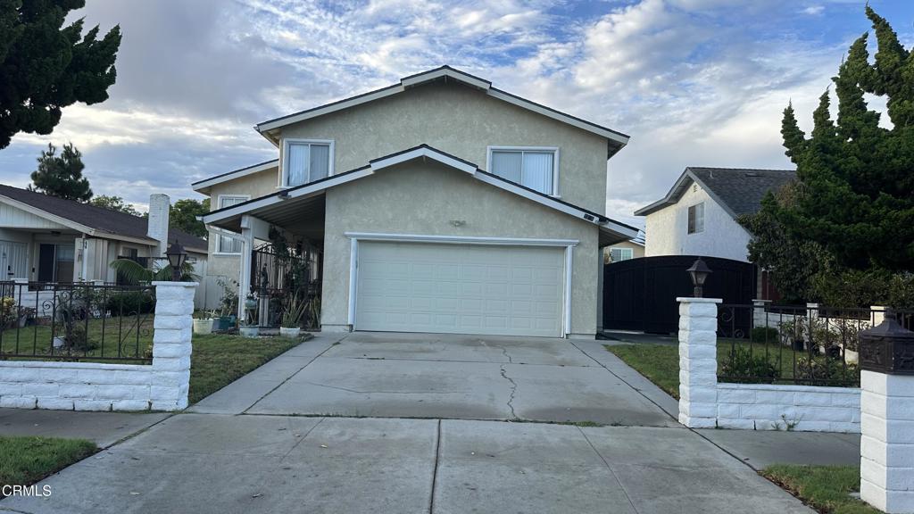 1631 Lindsay Place