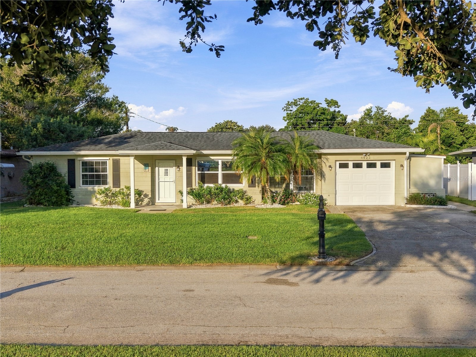 4822 60TH Way, Kenneth City, FL, 33709 — assumable FHA mortgage at 4.14%