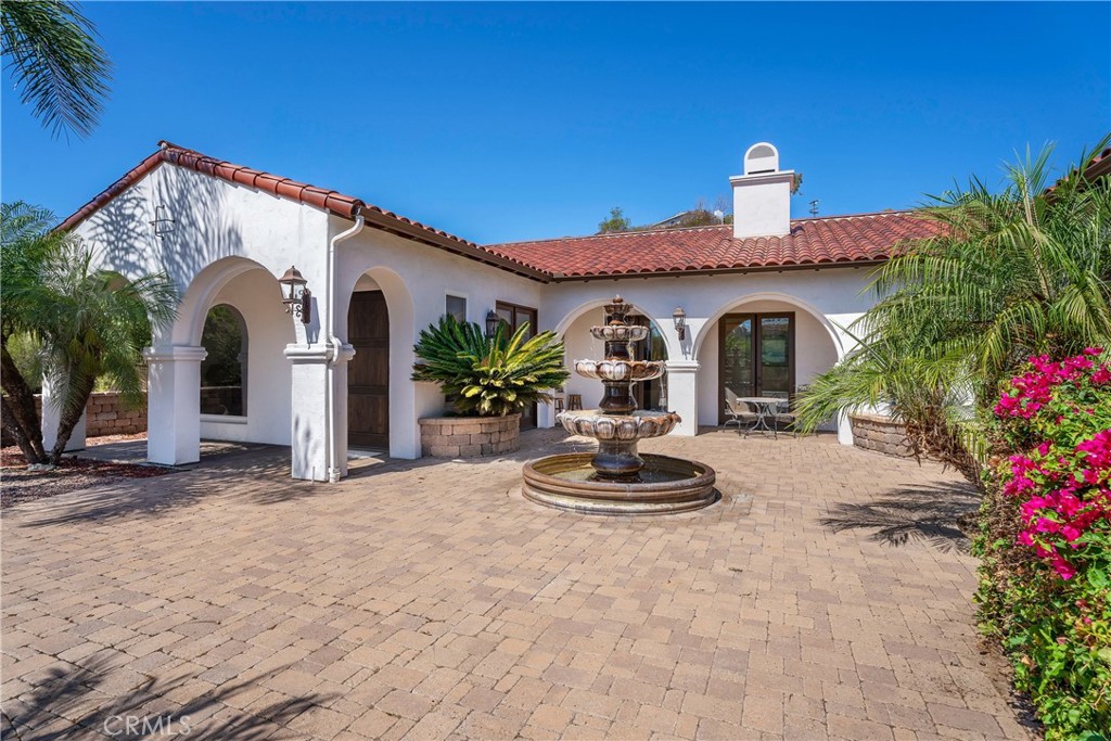 925 Valley