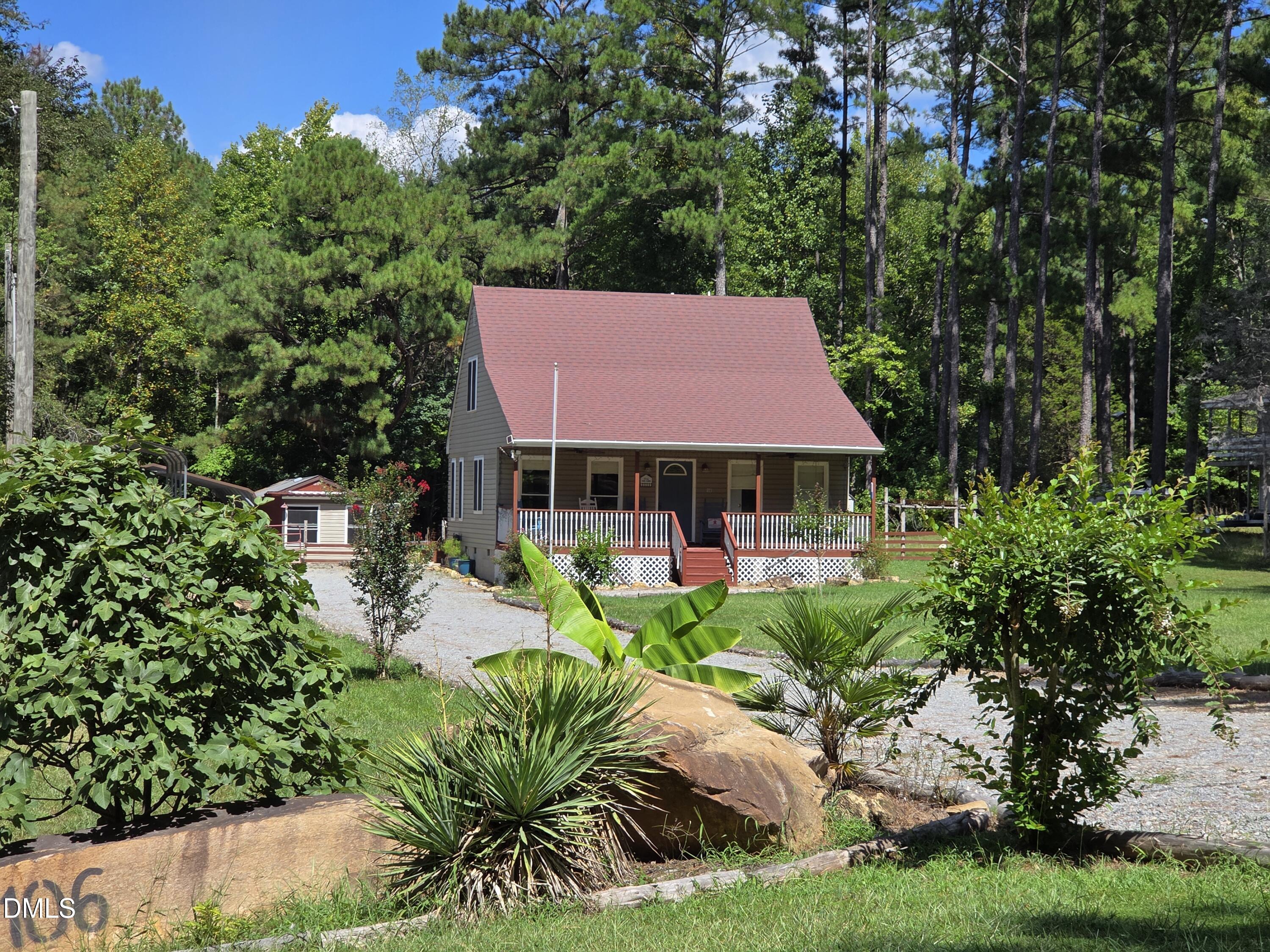 106 W Lizard Bay Drive, Henrico, NC 27842