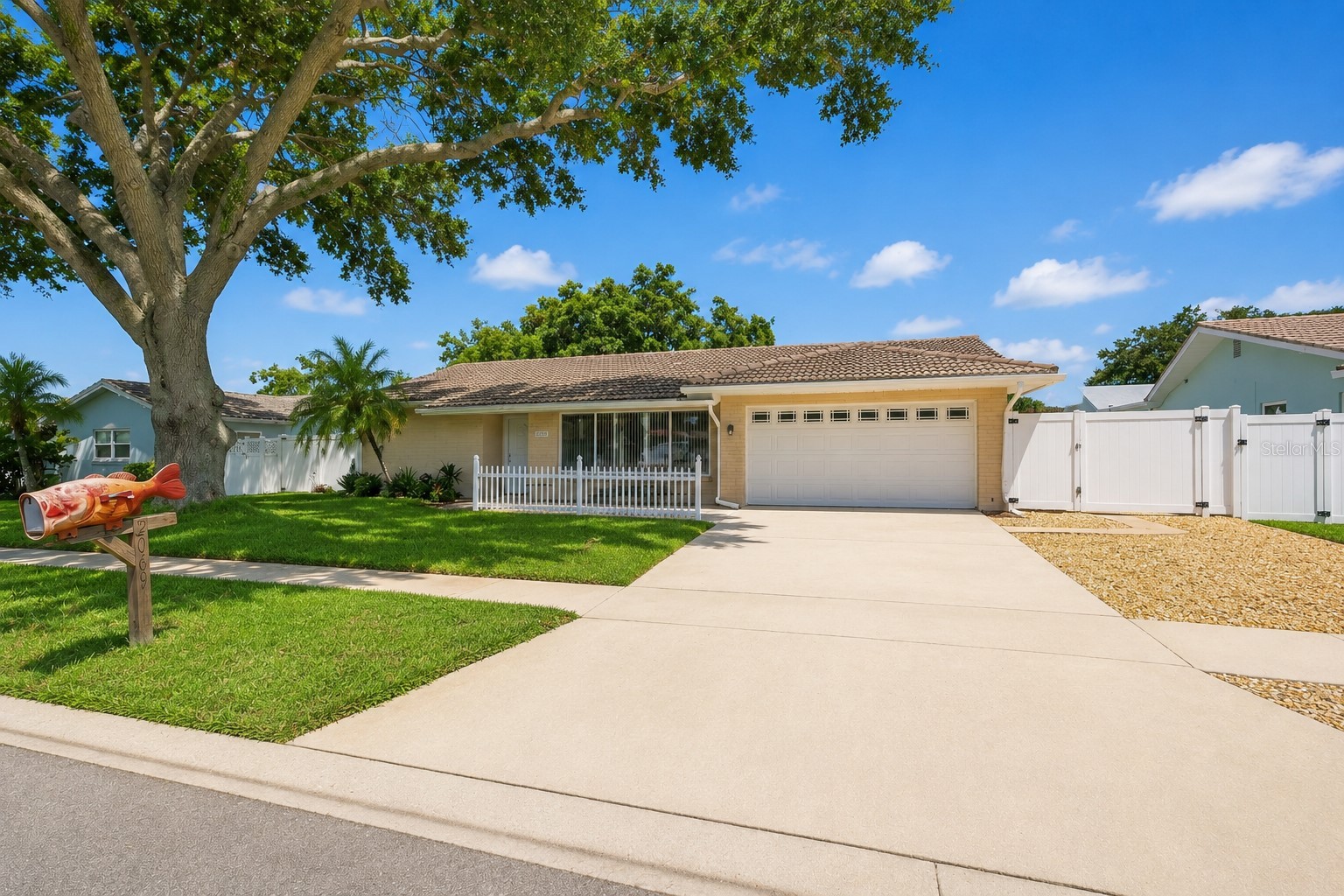 2069 KINGFISHER Drive, Palm Harbor, FL, 34683 — assumable FHA mortgage at 2.71%