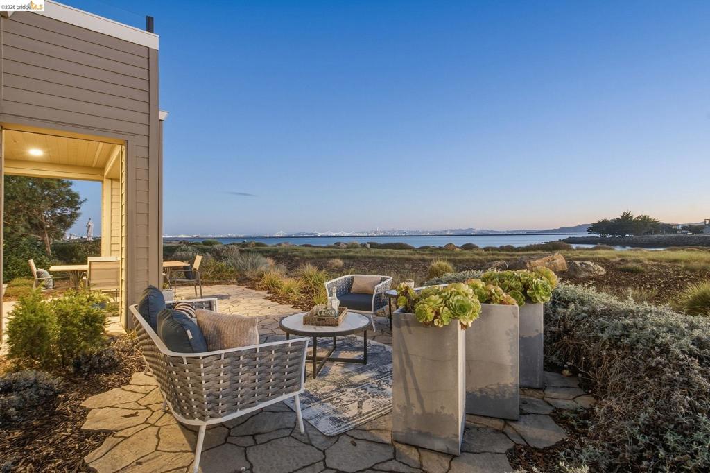 6 Waterline Pl