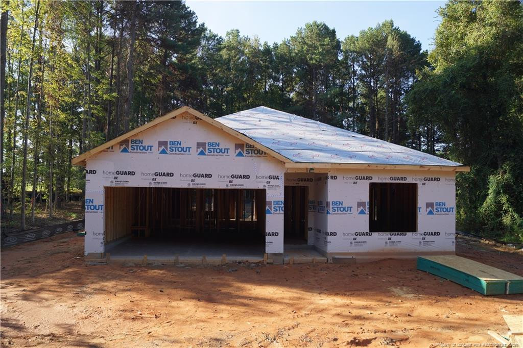 147 WILLOWBROOK Drive, Sanford, NC 27330