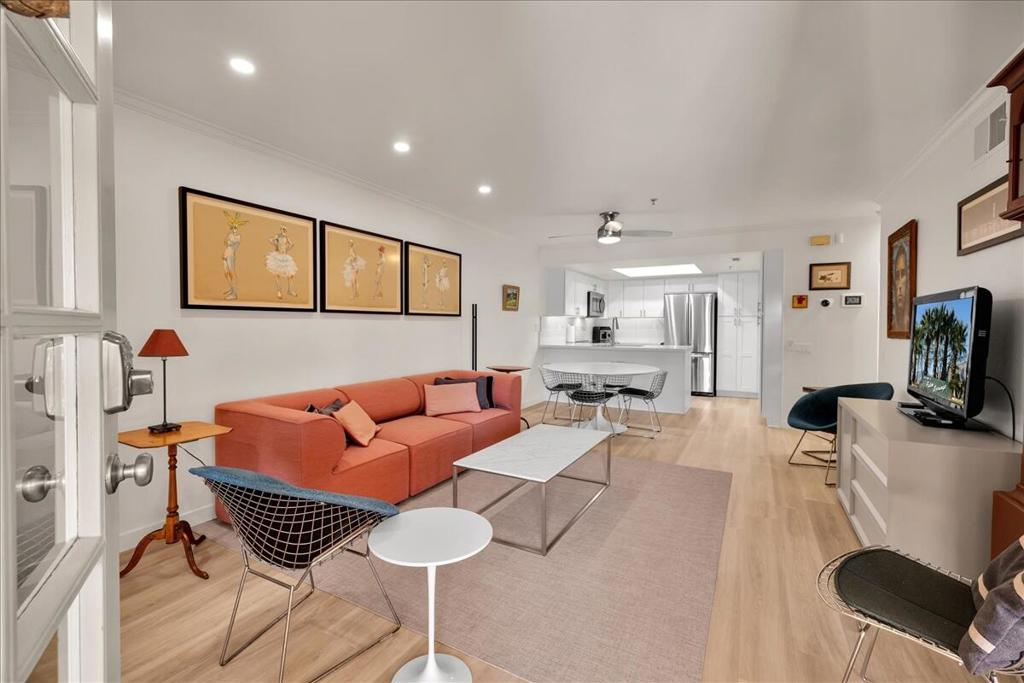 500 E Amado Road 203