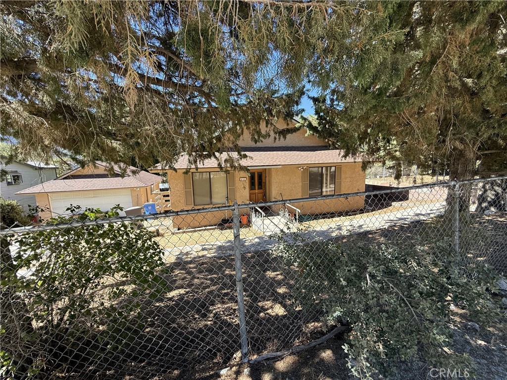 4144 End Drive