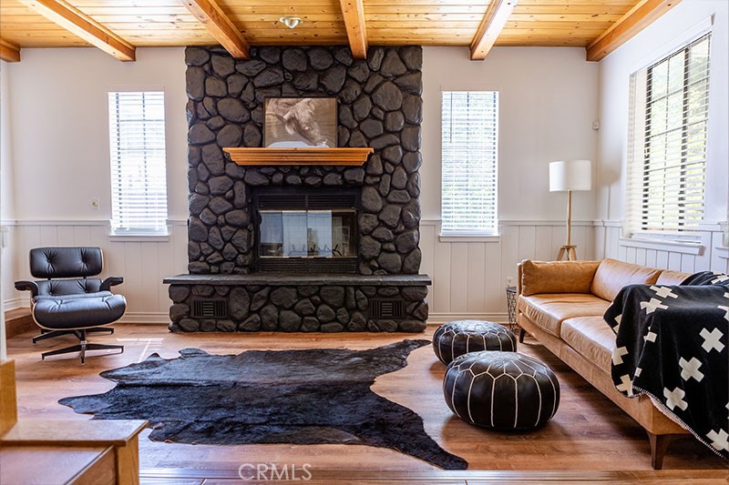 1075 Rivera Drive