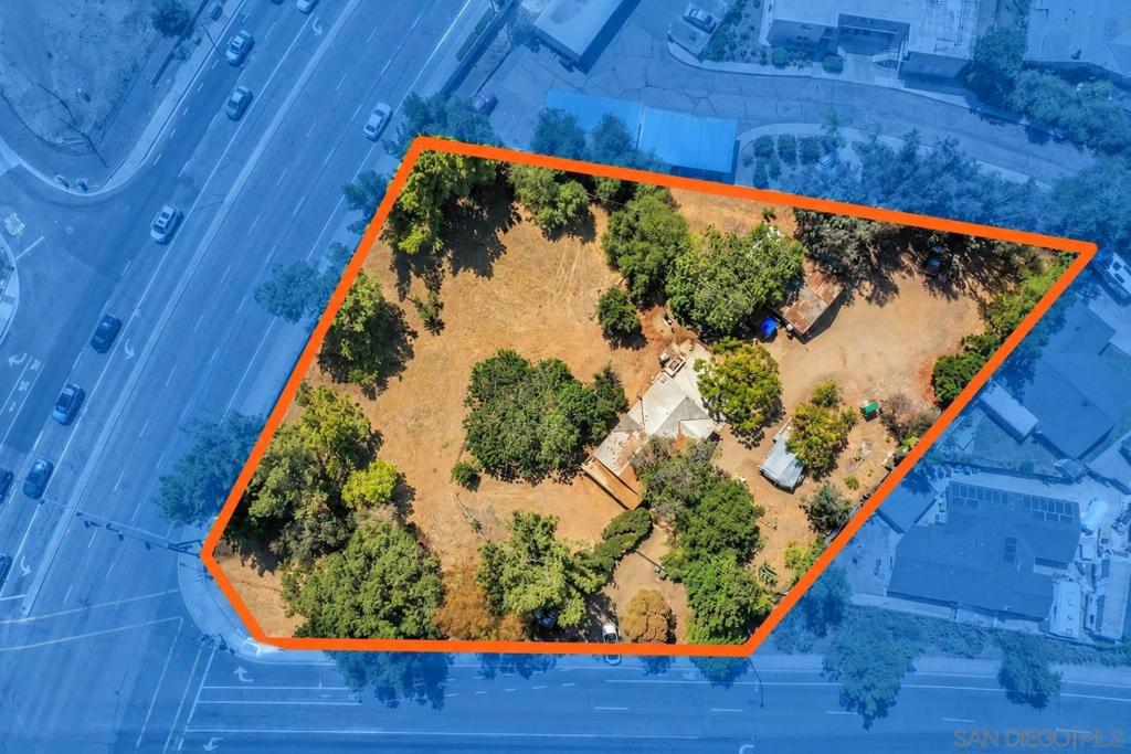 3129 E El Norte Pkwy