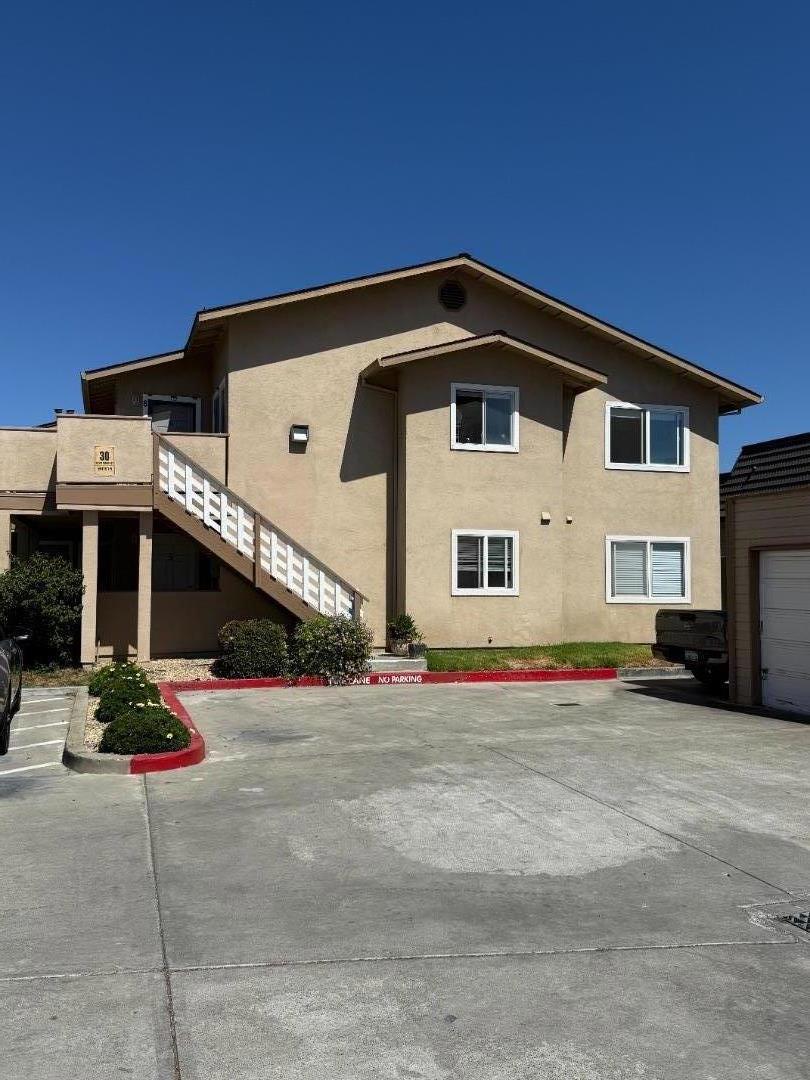 30 W San Joaquin Street 5