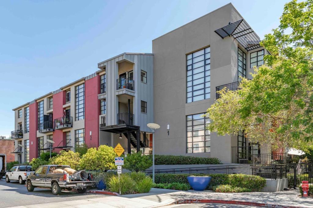350 E MISSION Street 223
