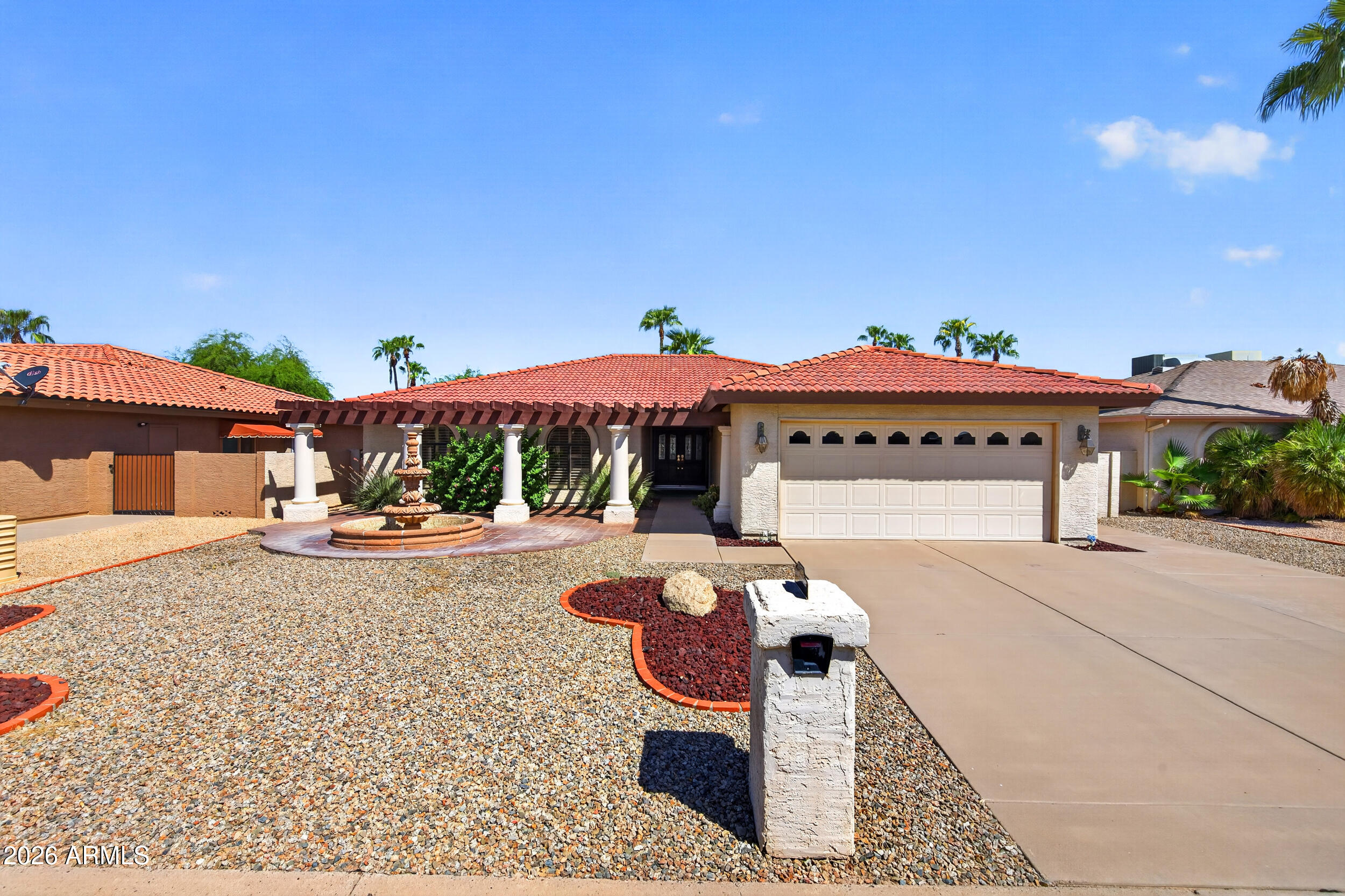 10422 E REGAL Drive, Sun Lakes, AZ 85248