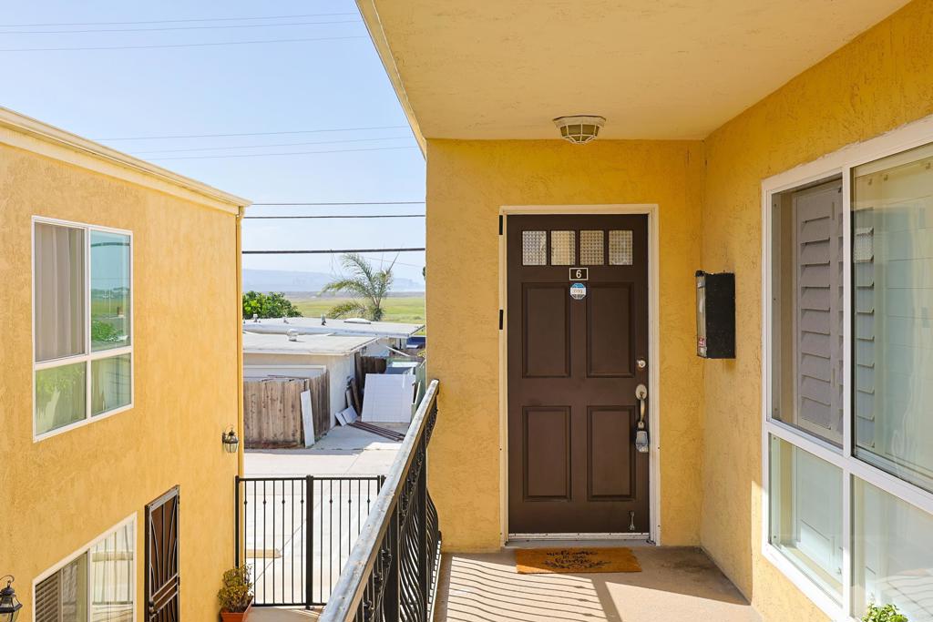 239 Ebony Avenue 6