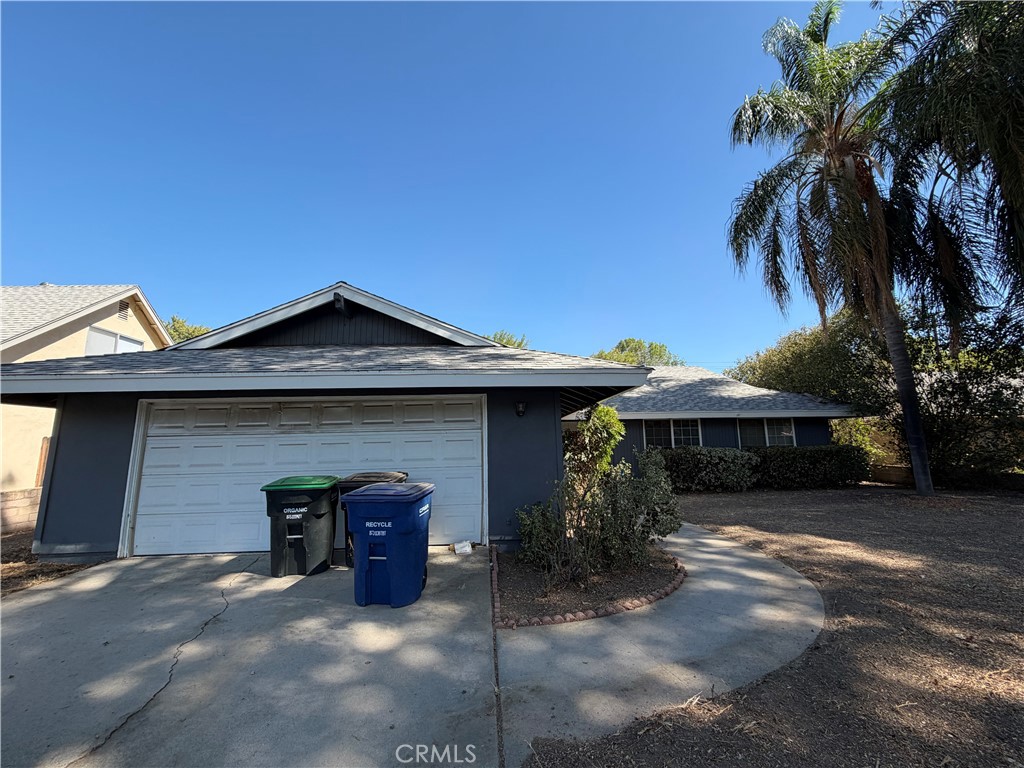 25122 Tulip Avenue