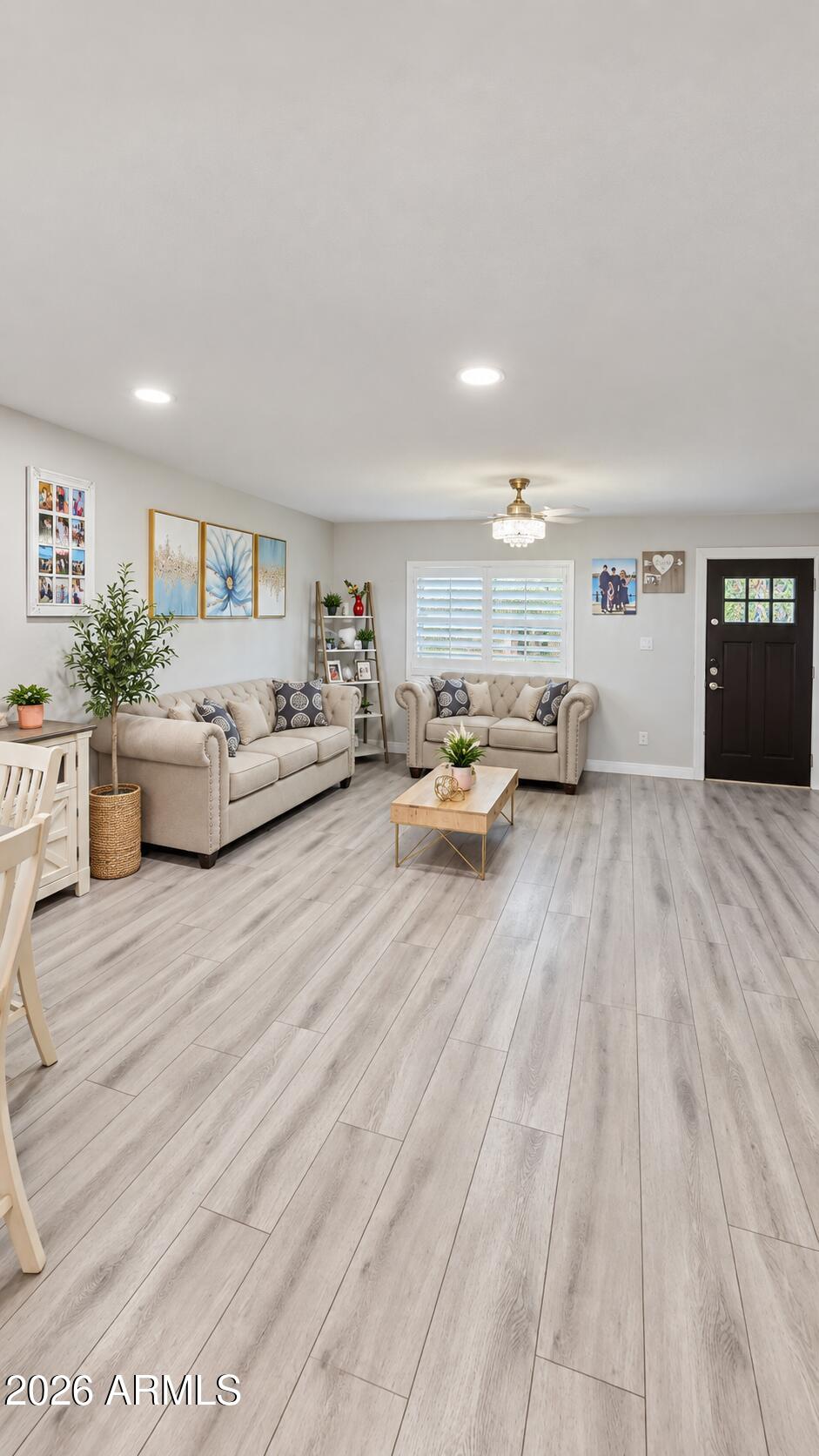 8151 W TURNEY Avenue, Phoenix, AZ 85033