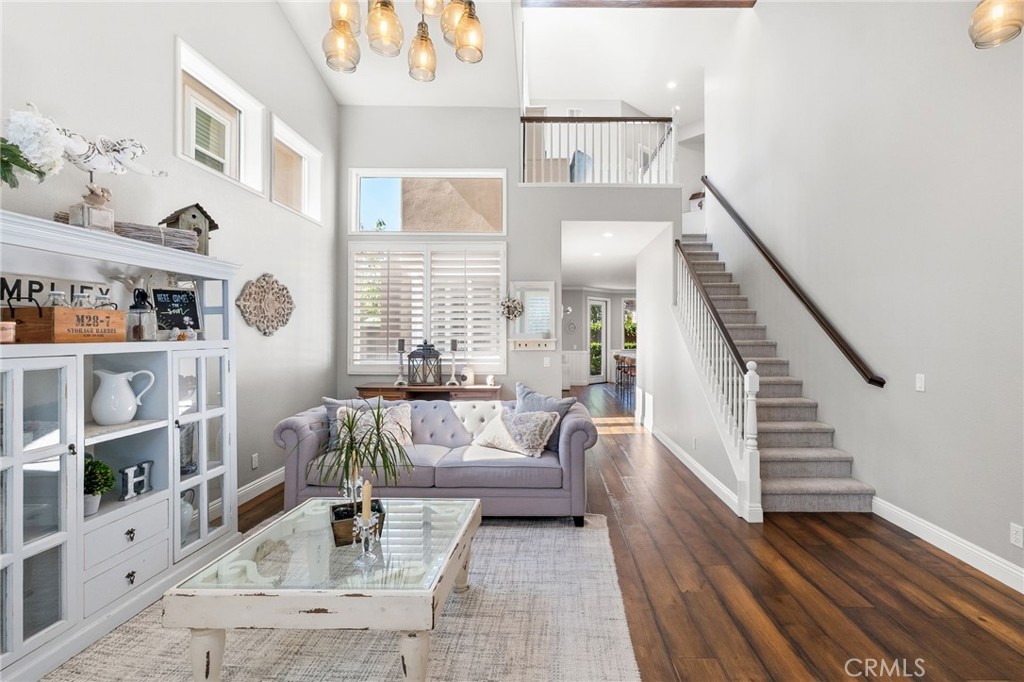 35 Dawnwood