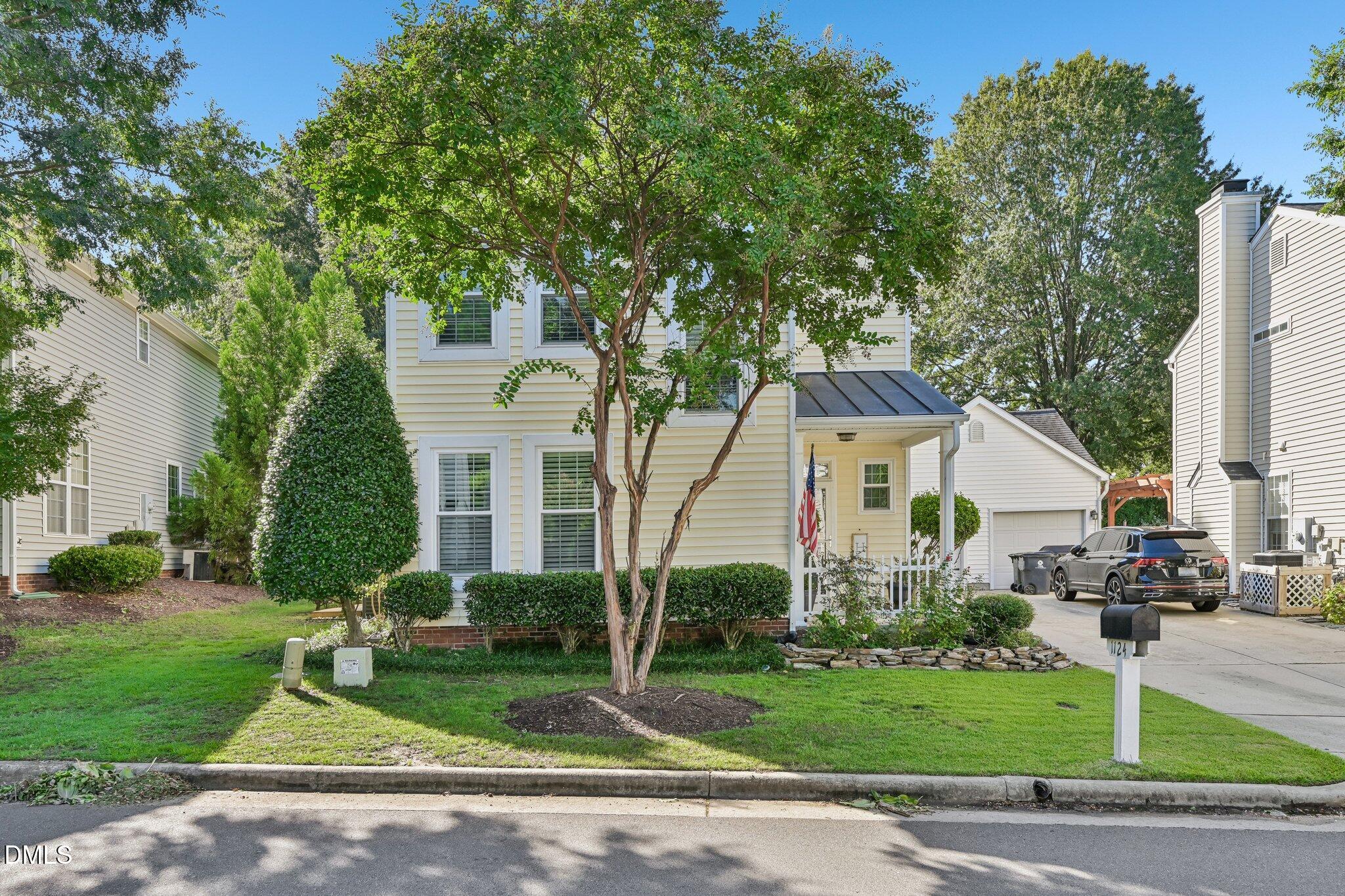 1124 Silky Dogwood Trail, Apex, NC 27502