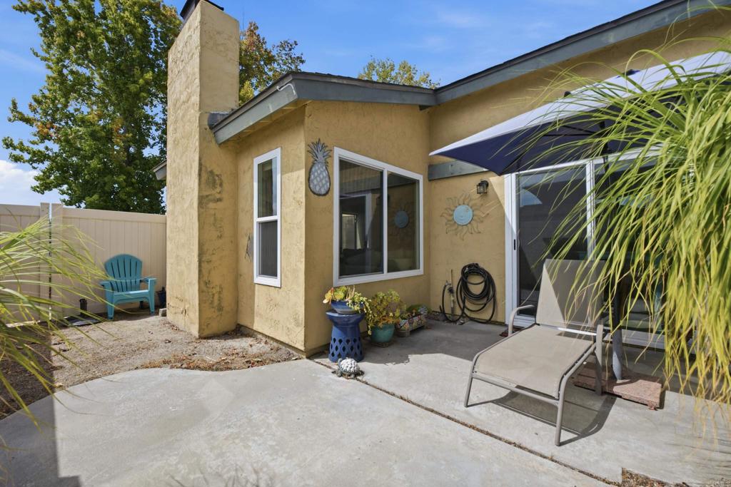 3553 Coconut Way