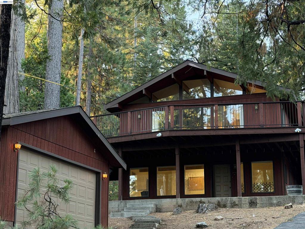 3311 Gold Hill Cir