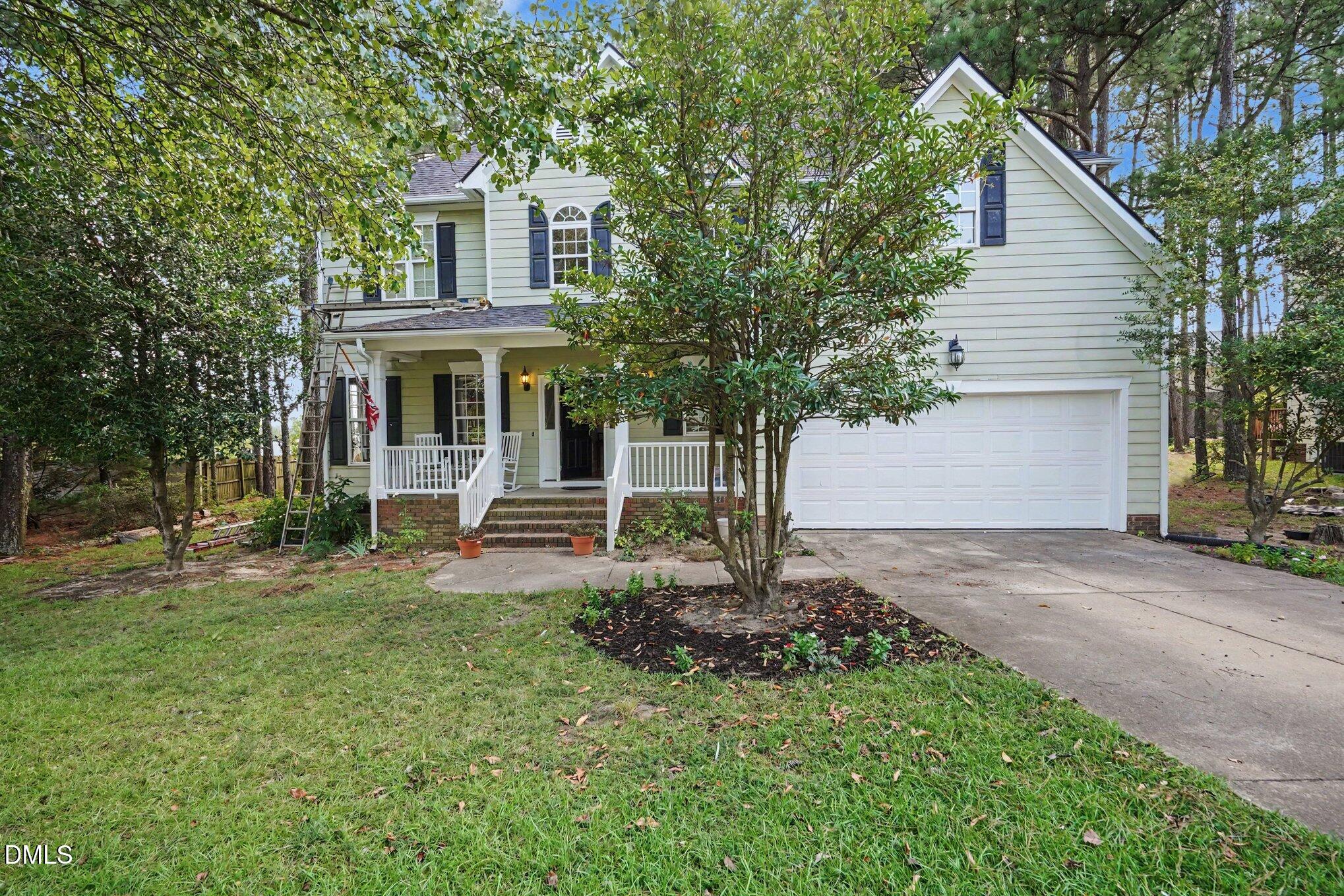 216 Powhatan Drive, Fuquay Varina, NC 27526