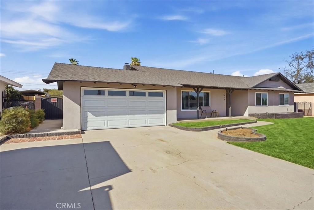 418 E Margarita Road
