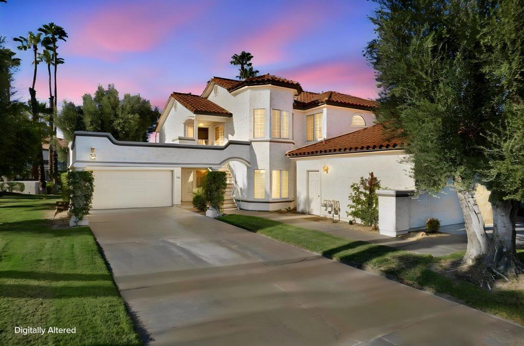 704 Vista Lago N